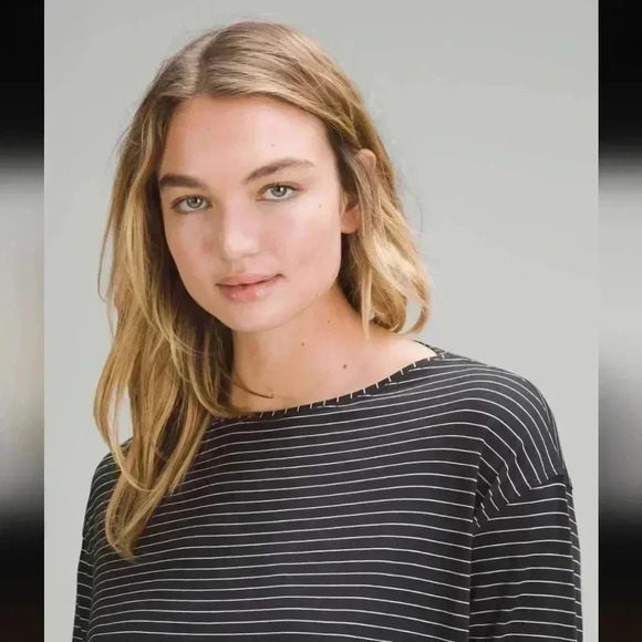 Lululemon Back in Action Long-Sleeve Shirt Synchronise Stripe Black White - Picture 5 of 7